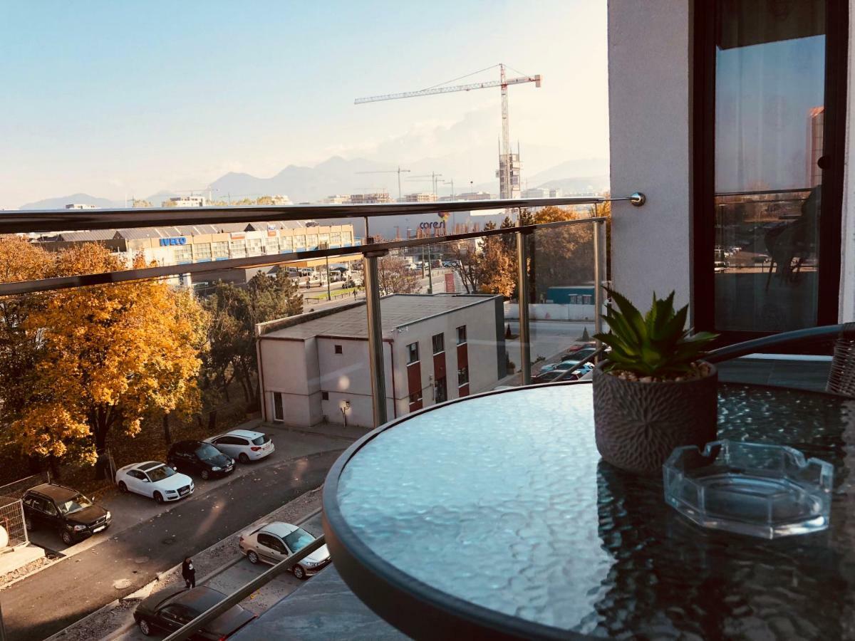 Eme Apartments Brasov Luaran gambar