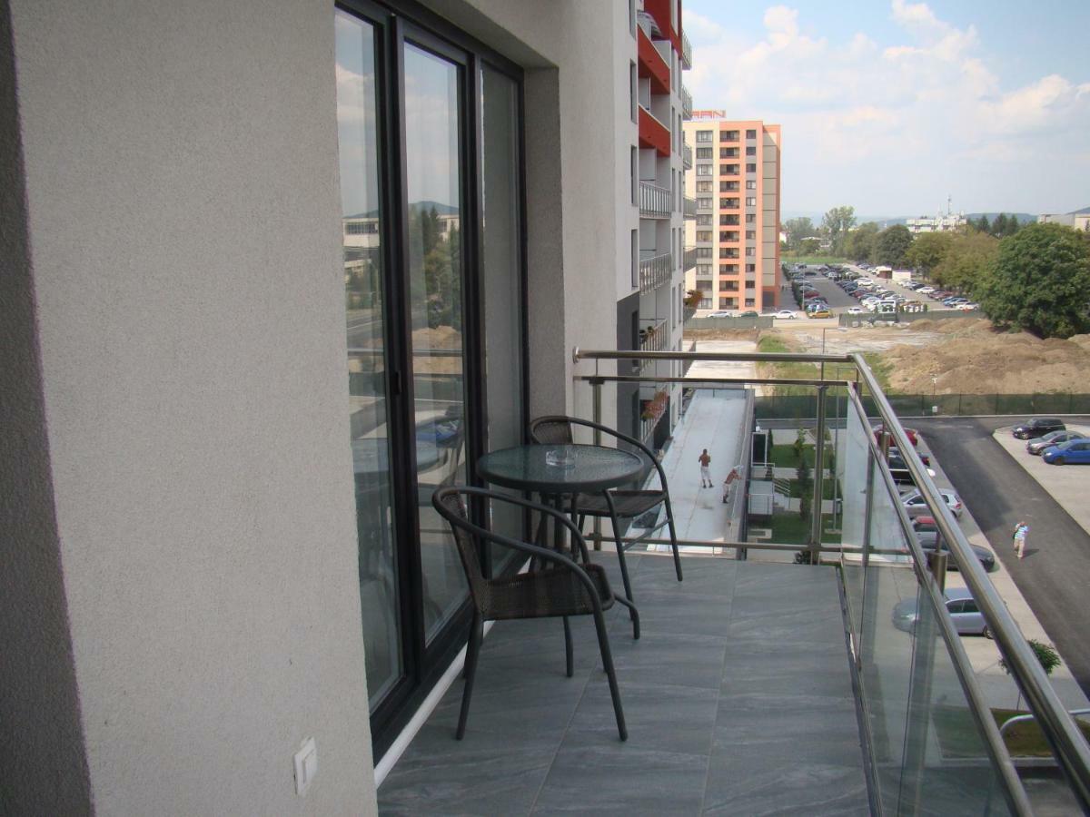 Eme Apartments Brasov Luaran gambar